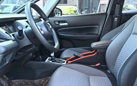 Honda Fit, 2020 год, 1 050 000 рублей, 7 фотография