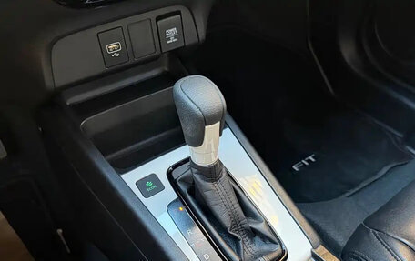 Honda Fit, 2021 год, 1 100 000 рублей, 13 фотография