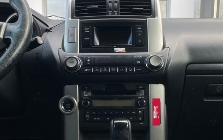 Toyota Land Cruiser Prado 150 рестайлинг 2, 2010 год, 2 000 000 рублей, 24 фотография