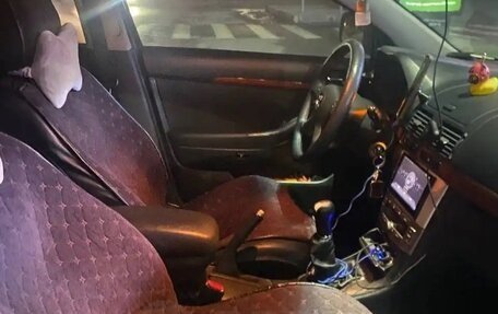 Toyota Avensis III рестайлинг, 2007 год, 910 000 рублей, 12 фотография