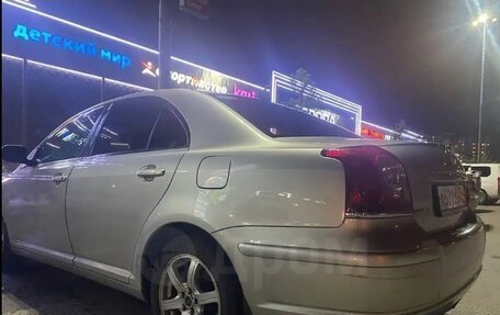 Toyota Avensis III рестайлинг, 2007 год, 910 000 рублей, 20 фотография