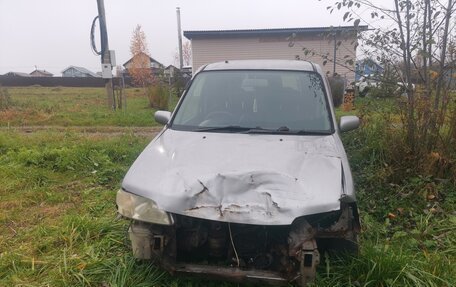 Nissan Cube II, 2002 год, 150 000 рублей, 6 фотография