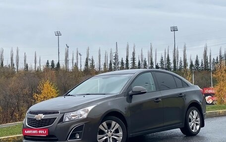 Chevrolet Cruze II, 2014 год, 970 000 рублей, 3 фотография