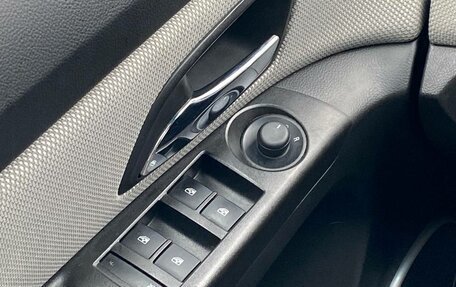 Chevrolet Cruze II, 2014 год, 970 000 рублей, 12 фотография