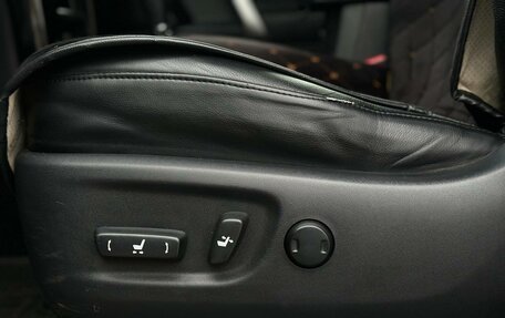 Toyota Land Cruiser Prado 150 рестайлинг 2, 2016 год, 4 220 000 рублей, 12 фотография