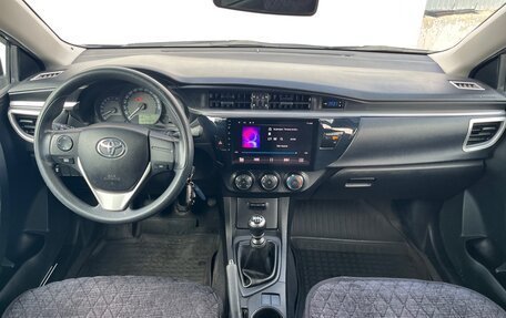 Toyota Corolla, 2013 год, 1 155 000 рублей, 10 фотография