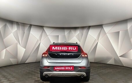 Volvo V40 Cross Country I, 2019 год, 2 193 000 рублей, 8 фотография