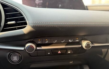 Mazda 3, 2022 год, 1 650 000 рублей, 5 фотография