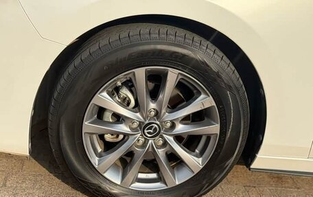 Mazda 3, 2022 год, 1 650 000 рублей, 16 фотография