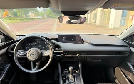 Mazda 3, 2022 год, 1 650 000 рублей, 12 фотография