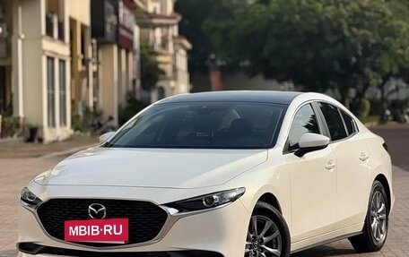 Mazda 3, 2022 год, 1 650 000 рублей, 3 фотография