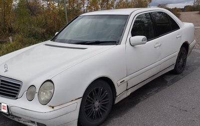 Mercedes-Benz E-Класс, 2001 год, 370 000 рублей, 1 фотография