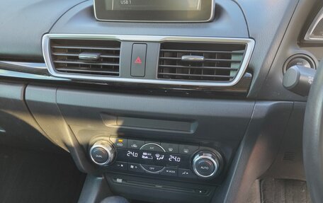 Mazda Axela, 2013 год, 1 020 000 рублей, 10 фотография