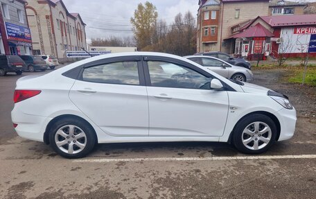 Hyundai Solaris II рестайлинг, 2013 год, 1 180 000 рублей, 4 фотография