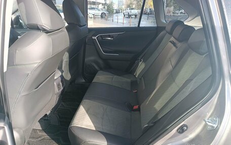 Toyota RAV4, 2025 год, 5 000 000 рублей, 12 фотография