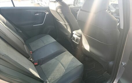 Toyota RAV4, 2025 год, 5 000 000 рублей, 13 фотография