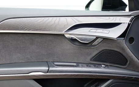 Audi A8, 2022 год, 5 450 077 рублей, 9 фотография