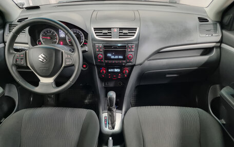 Suzuki Swift IV, 2011 год, 889 000 рублей, 5 фотография