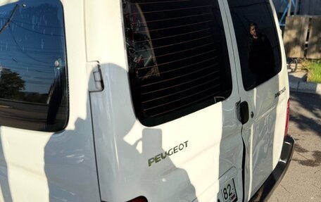 Peugeot Partner II рестайлинг 2, 2011 год, 345 000 рублей, 3 фотография