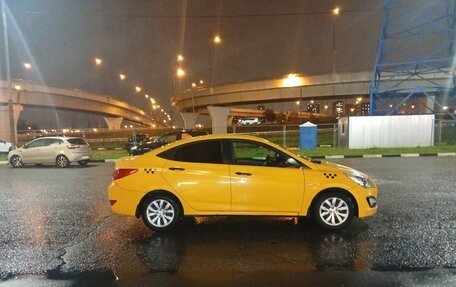 Hyundai Solaris II рестайлинг, 2014 год, 460 000 рублей, 3 фотография