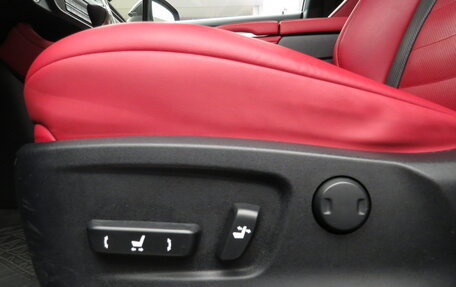 Lexus RX IV рестайлинг, 2019 год, 5 495 000 рублей, 10 фотография