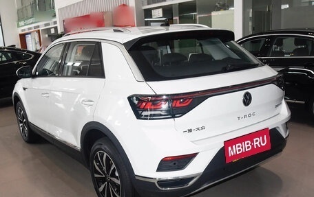 Volkswagen T-Roc I, 2025 год, 2 555 000 рублей, 7 фотография