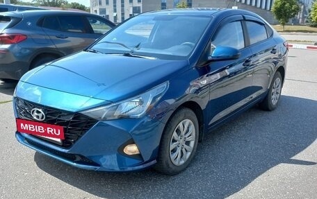 Hyundai Solaris II рестайлинг, 2022 год, 1 650 000 рублей, 6 фотография