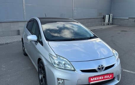 Toyota Prius, 2009 год, 740 000 рублей, 3 фотография