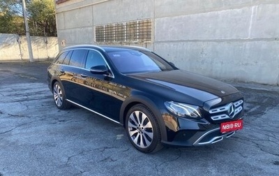 Mercedes-Benz E-Класс, 2017 год, 5 500 000 рублей, 1 фотография