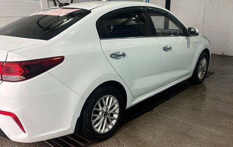 KIA Rio IV, 2018 год, 1 190 000 рублей, 2 фотография