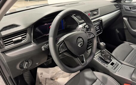 Skoda Superb III рестайлинг, 2025 год, 3 100 000 рублей, 13 фотография