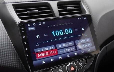 Hyundai Solaris II рестайлинг, 2014 год, 1 030 000 рублей, 13 фотография