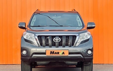 Toyota Land Cruiser Prado 150 рестайлинг 2, 2016 год, 3 499 000 рублей, 3 фотография