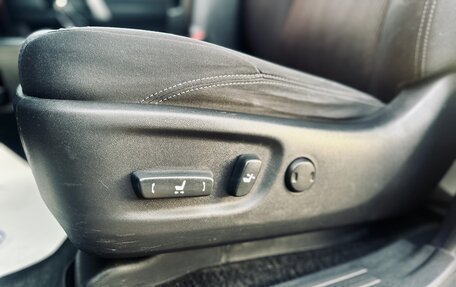 Toyota Land Cruiser Prado 150 рестайлинг 2, 2016 год, 3 499 000 рублей, 11 фотография