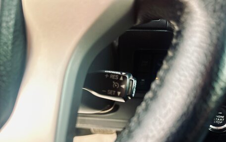 Toyota Land Cruiser Prado 150 рестайлинг 2, 2016 год, 3 499 000 рублей, 14 фотография