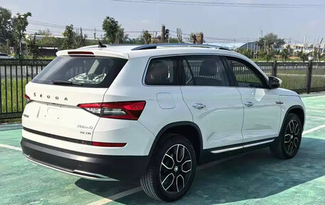 Skoda Kodiaq I, 2021 год, 1 785 000 рублей, 4 фотография
