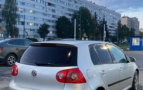Volkswagen Golf V, 2004 год, 345 000 рублей, 2 фотография
