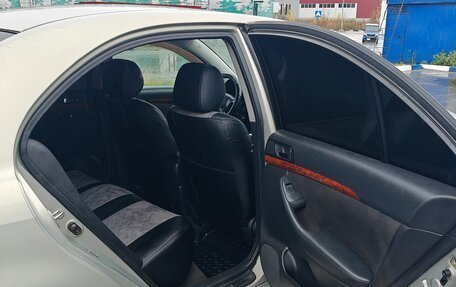 Toyota Avensis III рестайлинг, 2005 год, 580 000 рублей, 5 фотография