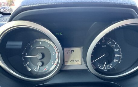 Toyota Land Cruiser Prado 150 рестайлинг 2, 2012 год, 2 750 000 рублей, 3 фотография