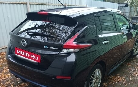 Nissan Leaf II, 2017 год, 1 990 000 рублей, 6 фотография