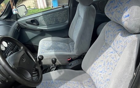 Chevrolet Niva I рестайлинг, 2004 год, 200 000 рублей, 11 фотография