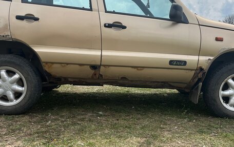 Chevrolet Niva I рестайлинг, 2004 год, 200 000 рублей, 8 фотография