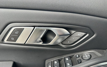 BMW 3 серия, 2022 год, 3 950 000 рублей, 18 фотография