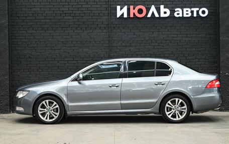 Skoda Superb III рестайлинг, 2011 год, 980 000 рублей, 4 фотография