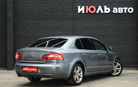 Skoda Superb III рестайлинг, 2011 год, 980 000 рублей, 6 фотография