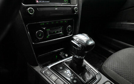 Skoda Superb III рестайлинг, 2011 год, 980 000 рублей, 18 фотография