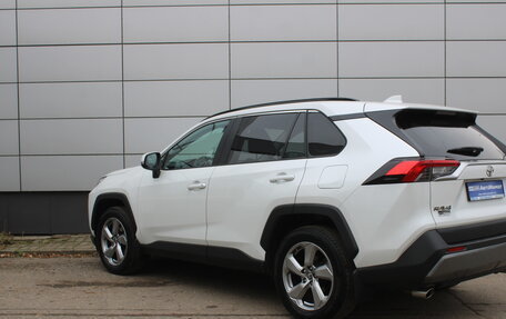 Toyota RAV4, 2021 год, 3 475 000 рублей, 12 фотография