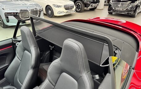 Porsche 911, 2025 год, 28 400 000 рублей, 25 фотография