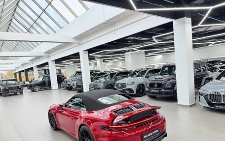 Porsche 911, 2025 год, 28 400 000 рублей, 39 фотография