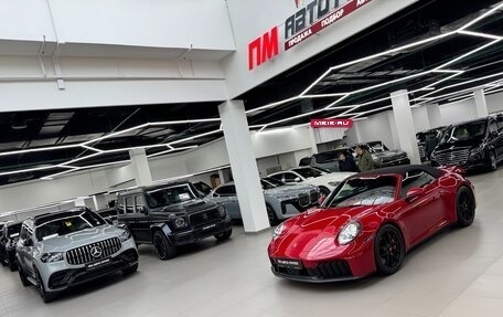 Porsche 911, 2025 год, 28 400 000 рублей, 38 фотография